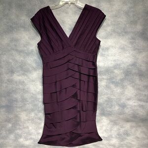 Adrianna Papell Tiered Cocktail Dress V Neckline 12 Deep Plum Sheath
